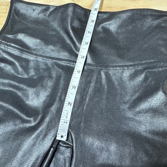 Spanx Faux Leather Leggings Black 2437Q Women's Size Small Excellent Condition - Picture 9 of 10